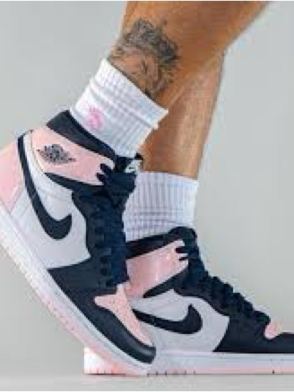 Jordan’s Bubblegum pink and blue - Picture 2 of 9